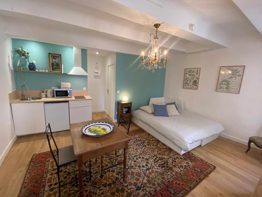 3 Studios Hyeres - Centre Ville Rue Pietonne - Manon Εξωτερικό φωτογραφία