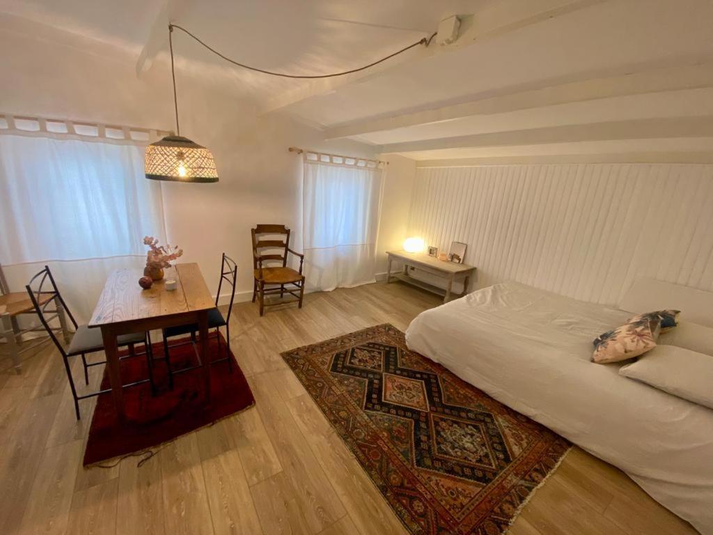 3 Studios Hyeres - Centre Ville Rue Pietonne - Manon Εξωτερικό φωτογραφία